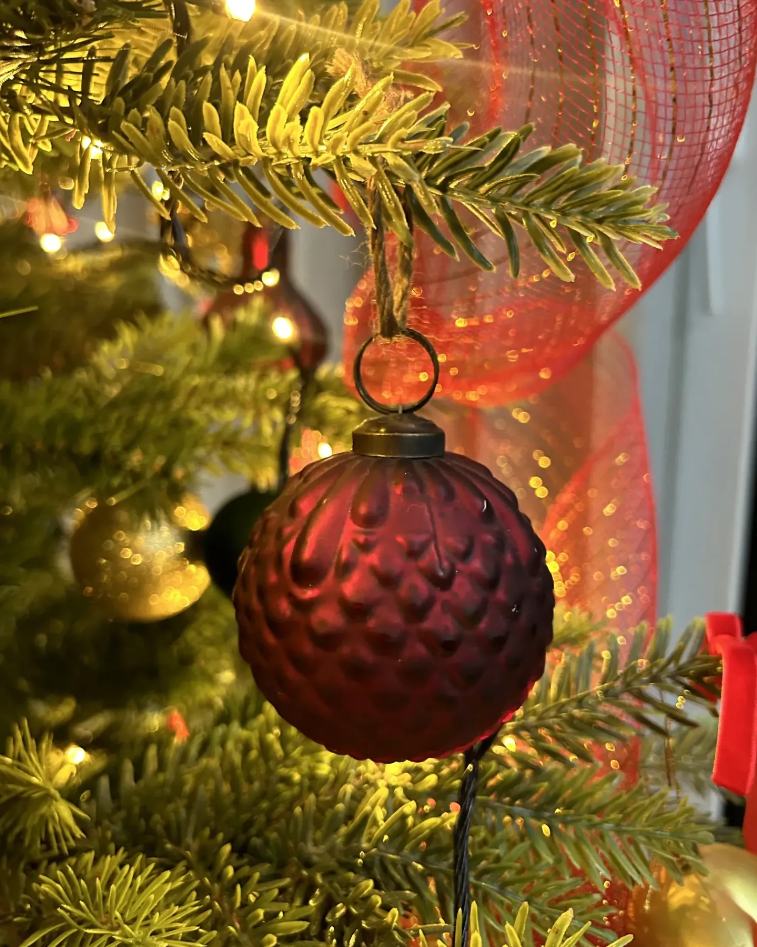 Beliani Set di 6 palline decorative ARGENTIN Vetro Rosso