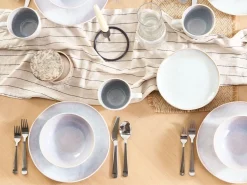 Beliani SESAME Gres porcellanato chiaro Grigio
