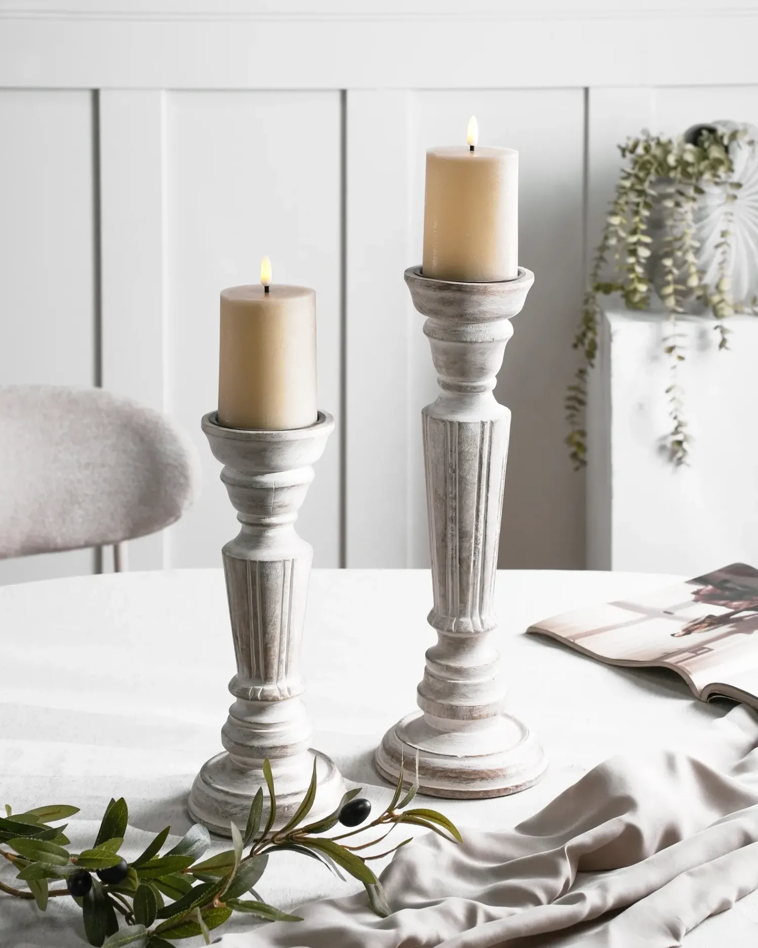 Beliani Set di 2 portacandele DARWA Legno di mango 30/40 cm Marrone chiaro Bianco Marrone