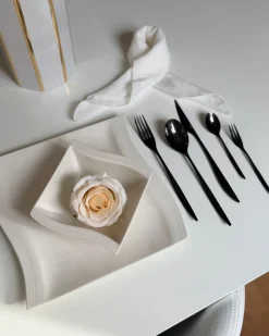 Sale Beliani Set di 30 posate FARFALLE Nero