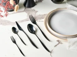 Sale Beliani Set di 30 posate FARFALLE Nero