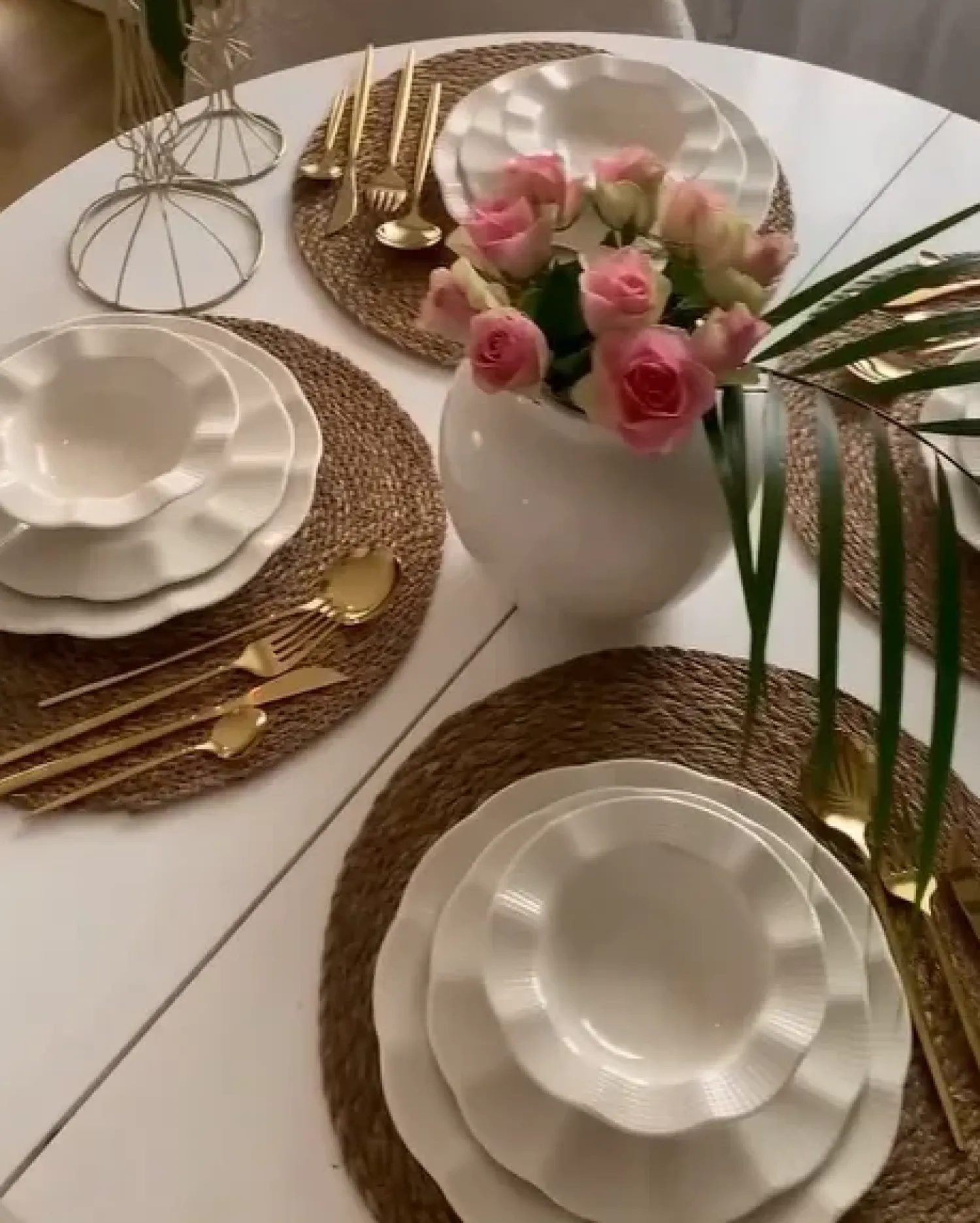 Outlet Beliani Set di 30 posate RIGATONI Oro