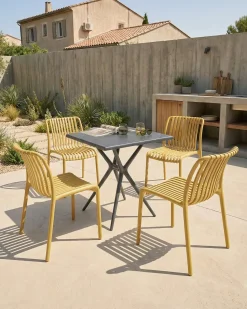 Sale Beliani Set di 4 sedie da giardino ARICCIA Senape Giallo