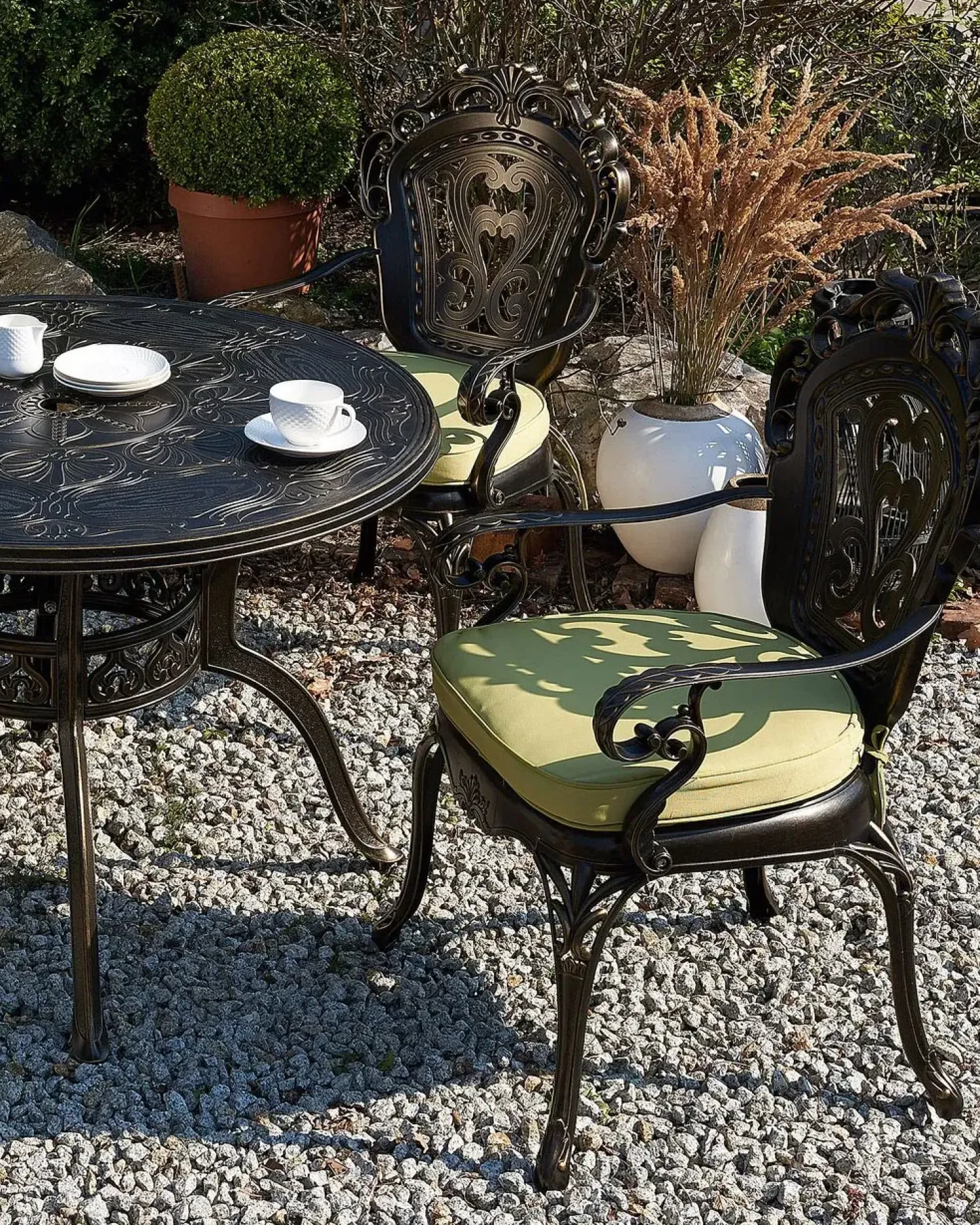 Outlet Beliani SAPRI Metallo Marrone scuro Verde Marrone
