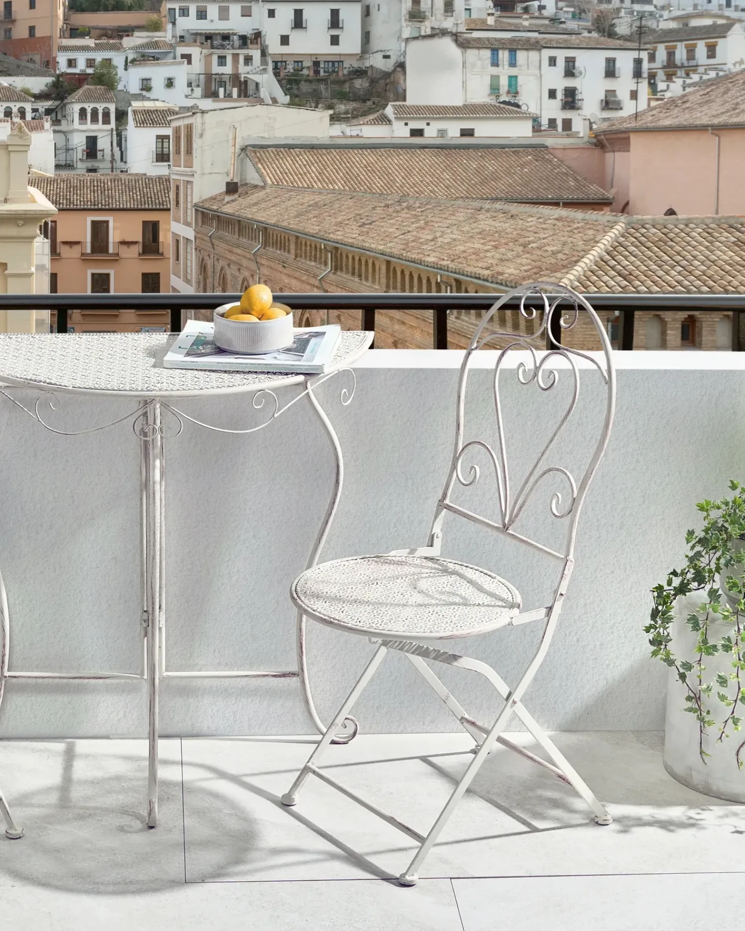 Best Beliani FOLELLI Pieghevole Metallo chiaro Beige
