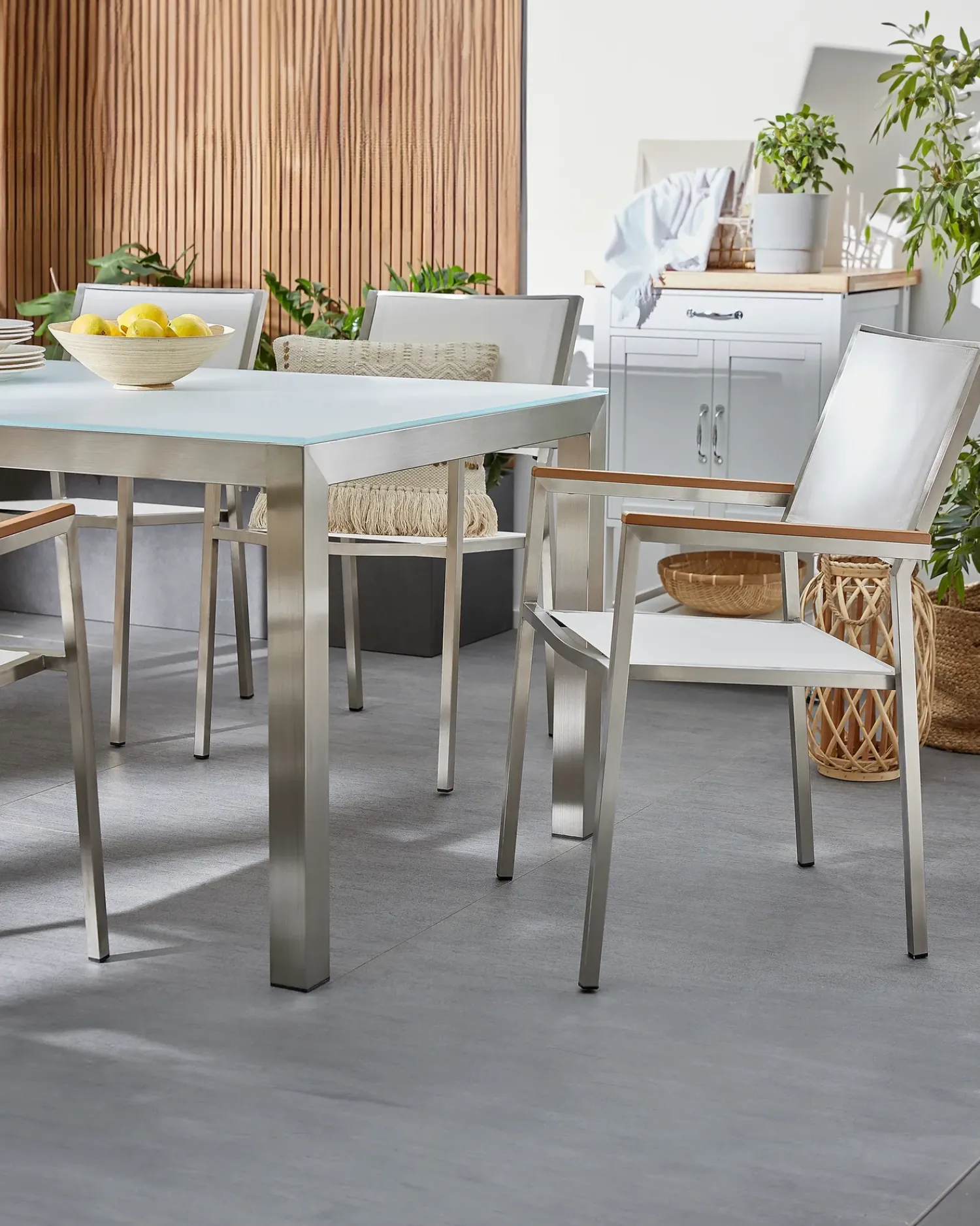 Sale Beliani Set di 4 sedie da giardino GROSSETO Acciaio inox Bianco Bianco Argento Marrone