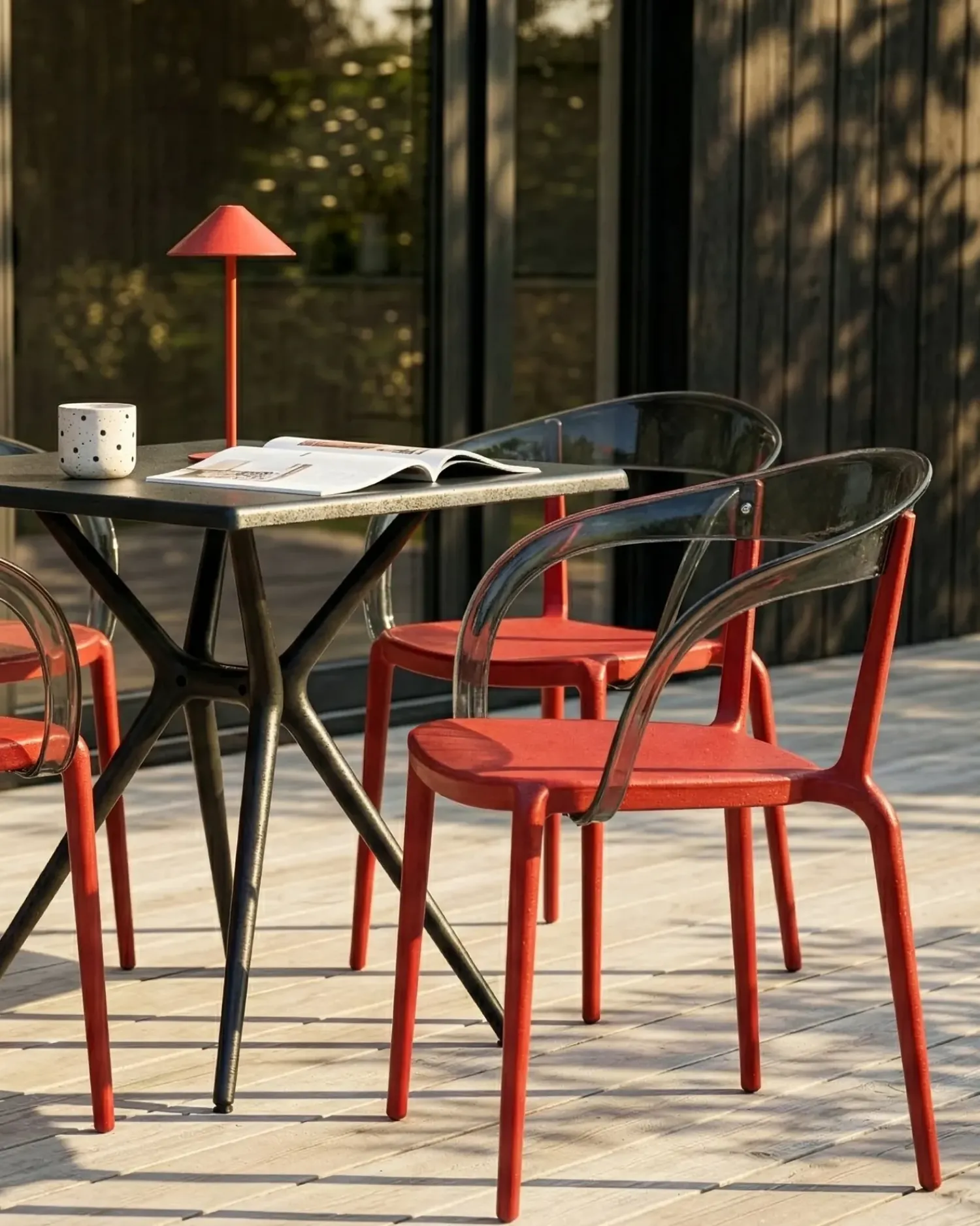 Sale Beliani Set di 4 sedie da giardino MALEVIZI Impilabile Rosso Rosso Trasparente