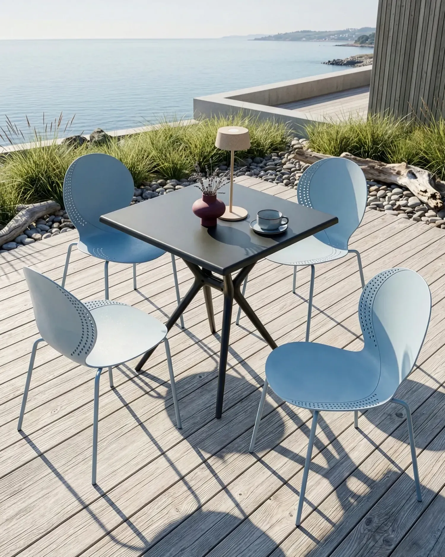 Clearance Beliani Set di 4 sedie da giardino MILOS Impilabile Azzurro Blu