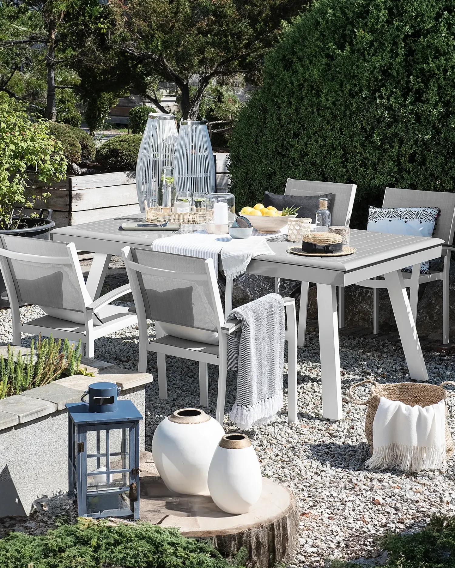 Discount Beliani PERETA Metallo Grigio Bianco Grigio