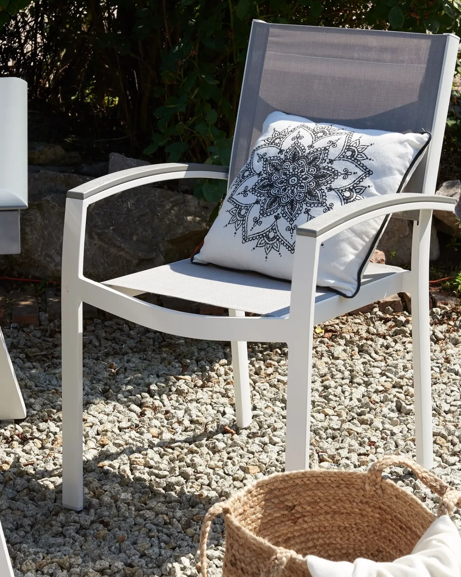 Discount Beliani PERETA Metallo Grigio Bianco Grigio