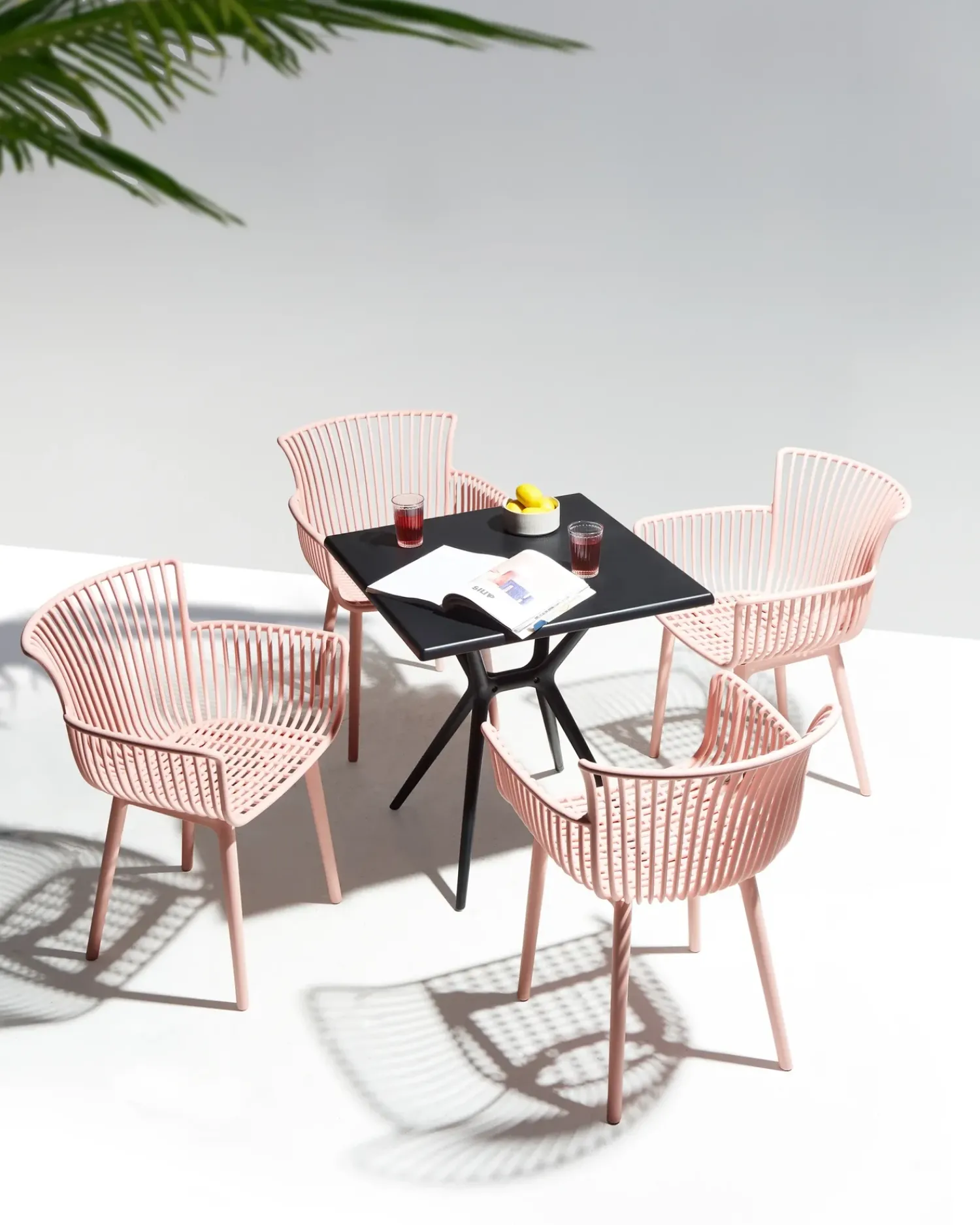 New Beliani Set di 4 sedie da giardino PESARO Rosa
