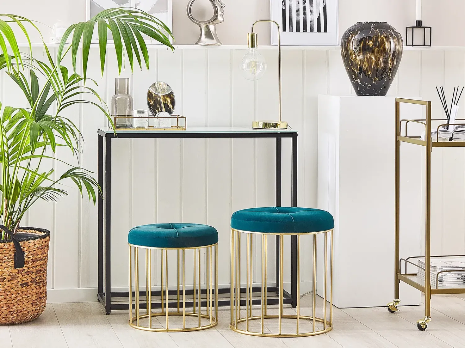 Sale Beliani Set di 2 sgabelli LUBBOCK Velluto Foglia di tè Oro Blu