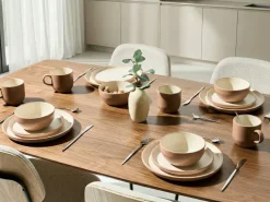 New Beliani Set di 16 stoviglie NUTMEG Gres porcellanato Marrone Bianco Marrone