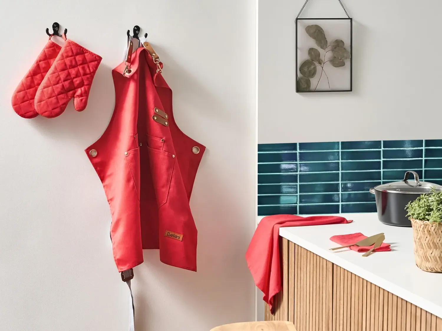 Hot Beliani Set di Tessili da Cucina BRASSICA Rosso Rosso Grigio Marrone