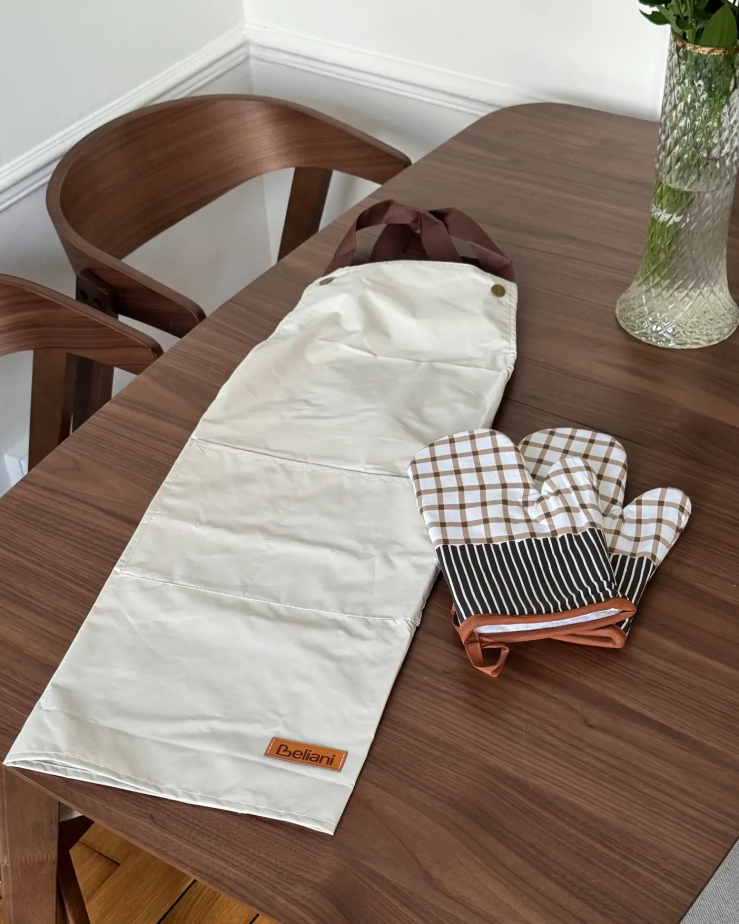Clearance Beliani Set di Tessili da Cucina LACTUCA Beige Bianco Beige Marrone Nero