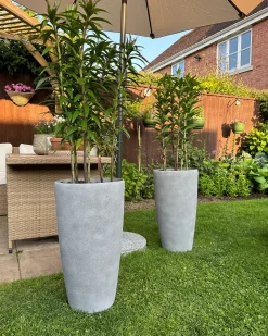 Beliani Set di 2 vasi per piante ABDERA 31 cm Grigio