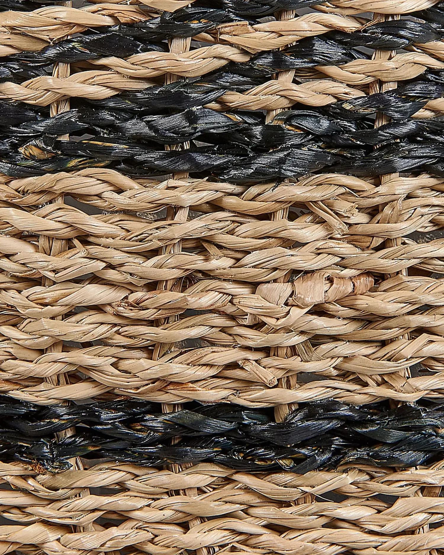 Discount Beliani Set di 3 vasi per piante RASBORA Alghe marine 35/31/27 cm Nero Beige Naturale Nero