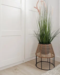 Best Beliani Set di 2 vasi rialzati per piante BORAGO Rattan sintetico (PE) 20/21 cm Naturale Marrone
