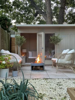 Online Beliani Set salotto da giardino con tavolo e pouf 5 posti BELLUNO Rattan sintetico (PE) Bianco Bianco Argento Marrone