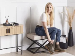 Outlet Beliani Sgabello MURDO Pelle sintetica Beige Beige Nero