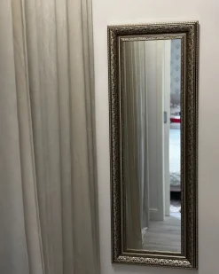Beliani Specchio ASPEN 51 cm 141 cm Oro