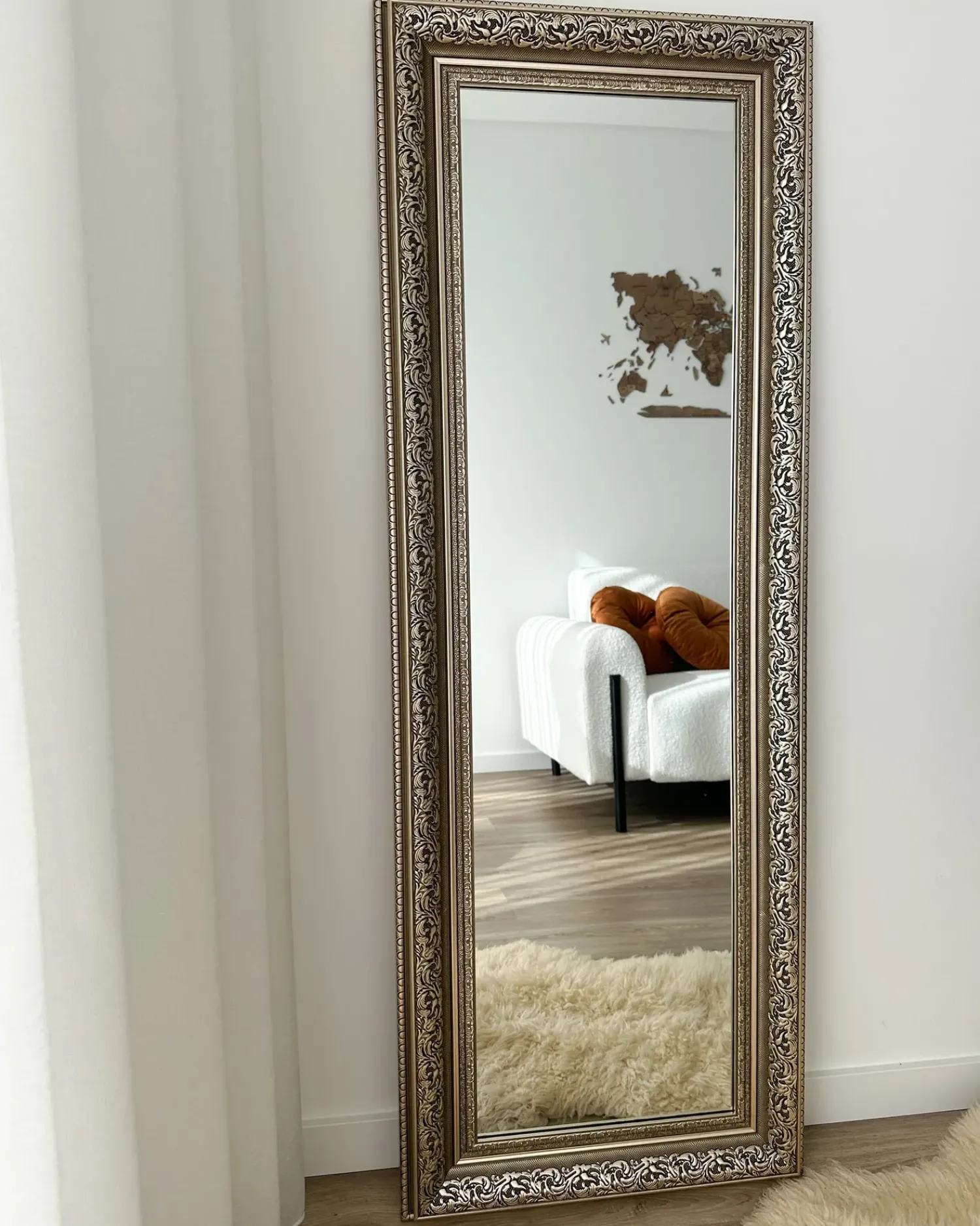 Beliani Specchio ASPEN 51 cm 141 cm Oro