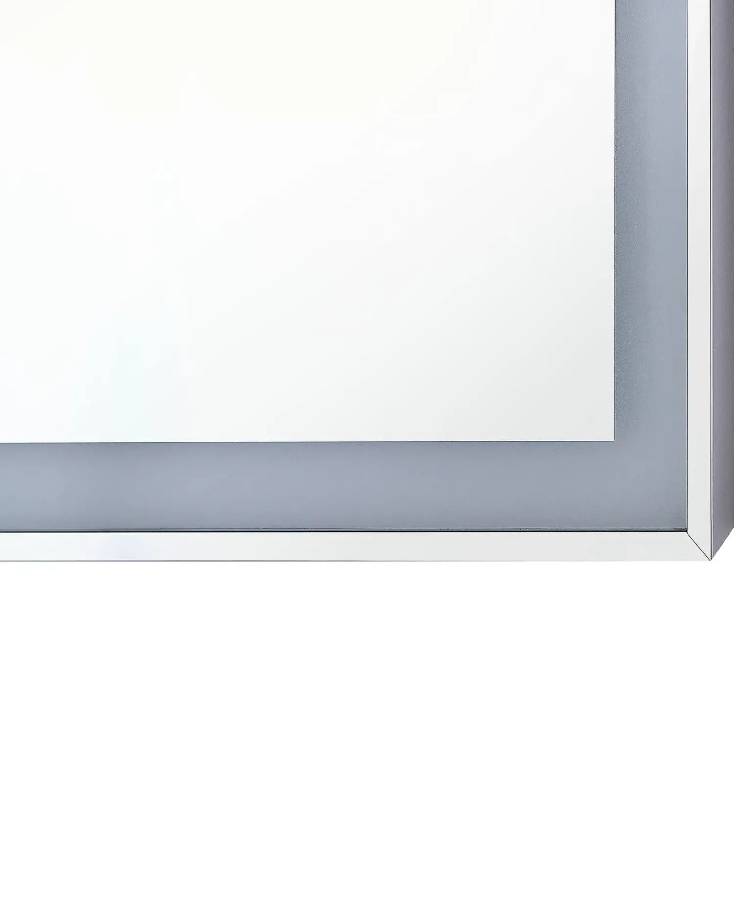 Discount Beliani Specchio da bagno con luce LED ARGENS 70 cm Argento