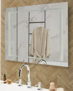Beliani Specchio da bagno con luce LED EYRE 80 cm 60 cm Argento