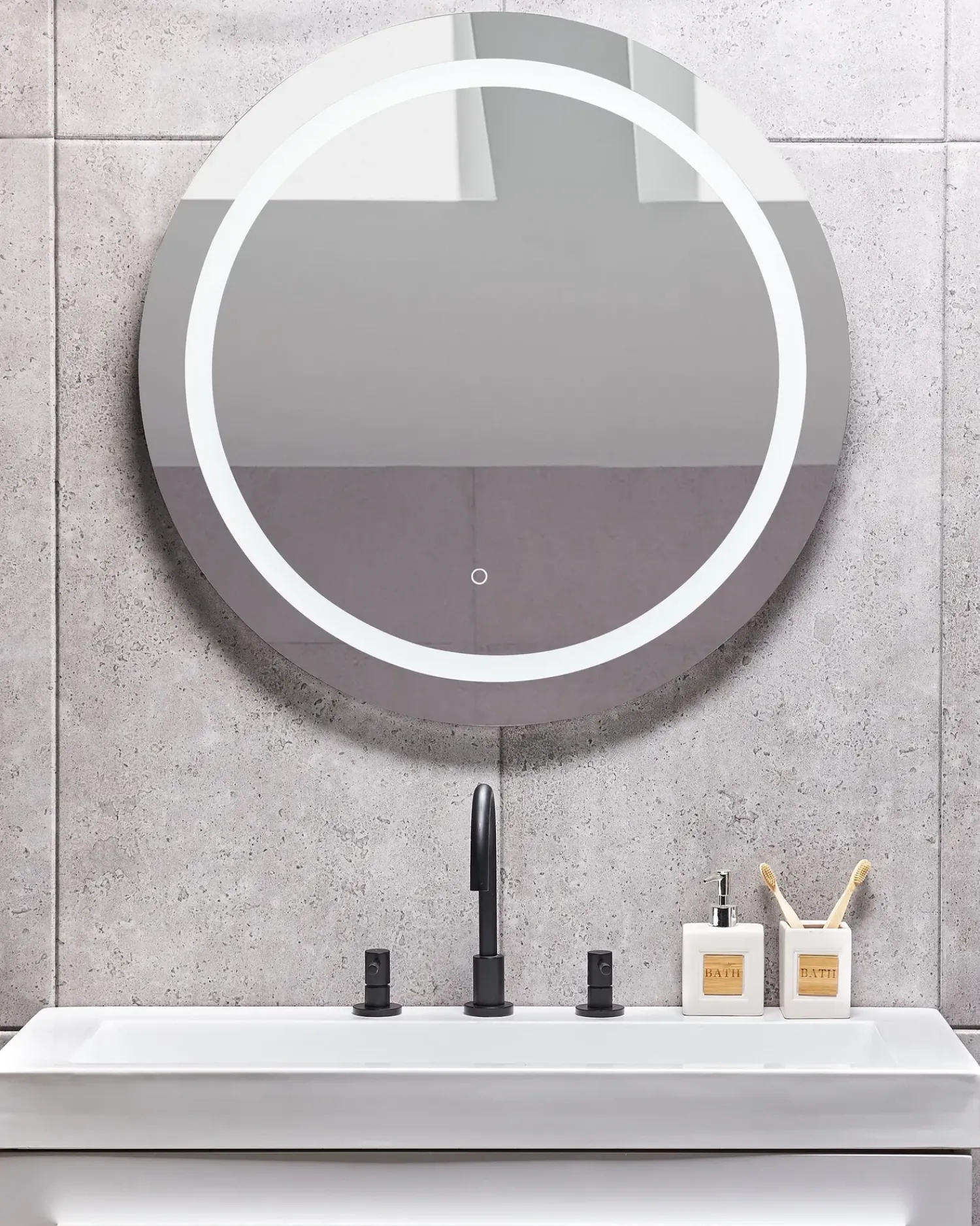 Online Beliani Specchio da bagno con luce LED COURSEULLES 79 cm 79 cm Argento