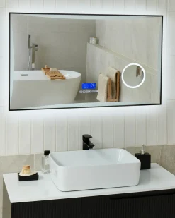 Online Beliani Specchio da bagno con luce LED ONLAY 100 cm 60 cm Argento