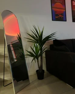 Best Beliani Specchio da terra BAGNOLET 150 cm Metallo Argento