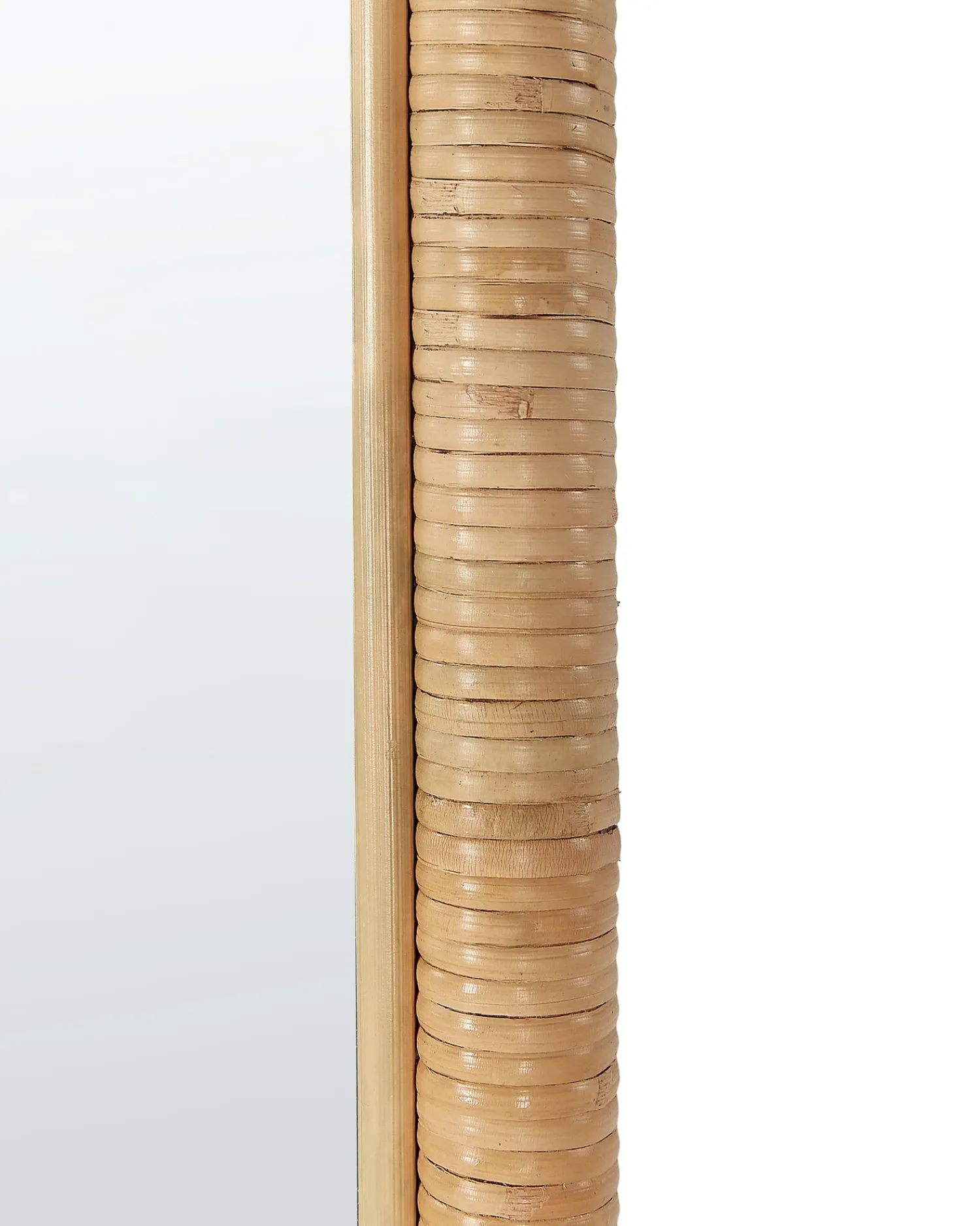 Beliani Specchio da terra BARGES 150 cm Rattan Naturale Naturale Nero