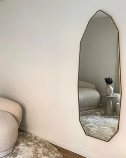 Beliani Specchio da terra TARTAS 165 cm Metallo Oro