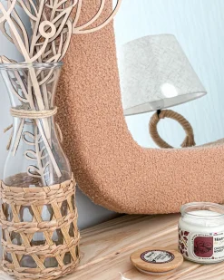 Beliani Specchio EPIRY 79 cm 80 cm Bouclé chiaro Marrone