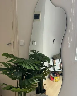 Beliani Specchio ESTANG 50 cm 140 cm Argento
