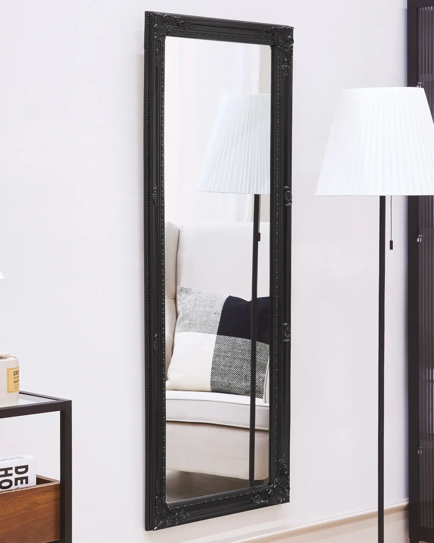 Beliani Specchio FOUGERES 50 cm 130 cm Nero