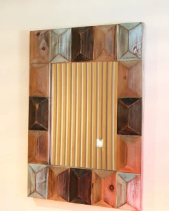 Clearance Beliani Specchio HIZOTE 63 cm 90 cm Legno di abete Marrone Blu Marrone Multicolore