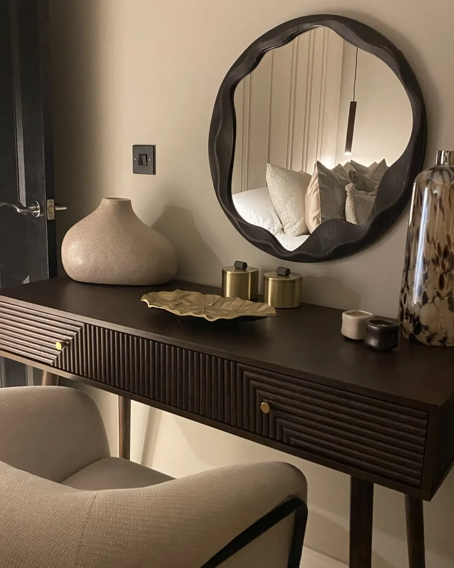 Best Beliani Specchio LANGON 60 cm 60 cm Legno di pino scuro Marrone