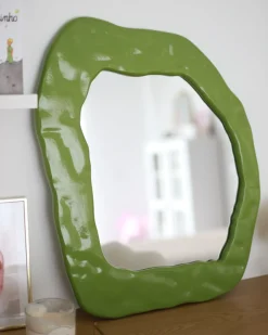 Hot Beliani Specchio MARTYRE 57 cm 74 cm Verde