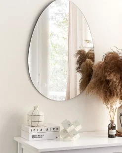 Beliani Specchio MONTRESOR 50 cm 70 cm Argento
