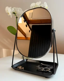 Outlet Beliani Specchio per make-up CORREZE Nero