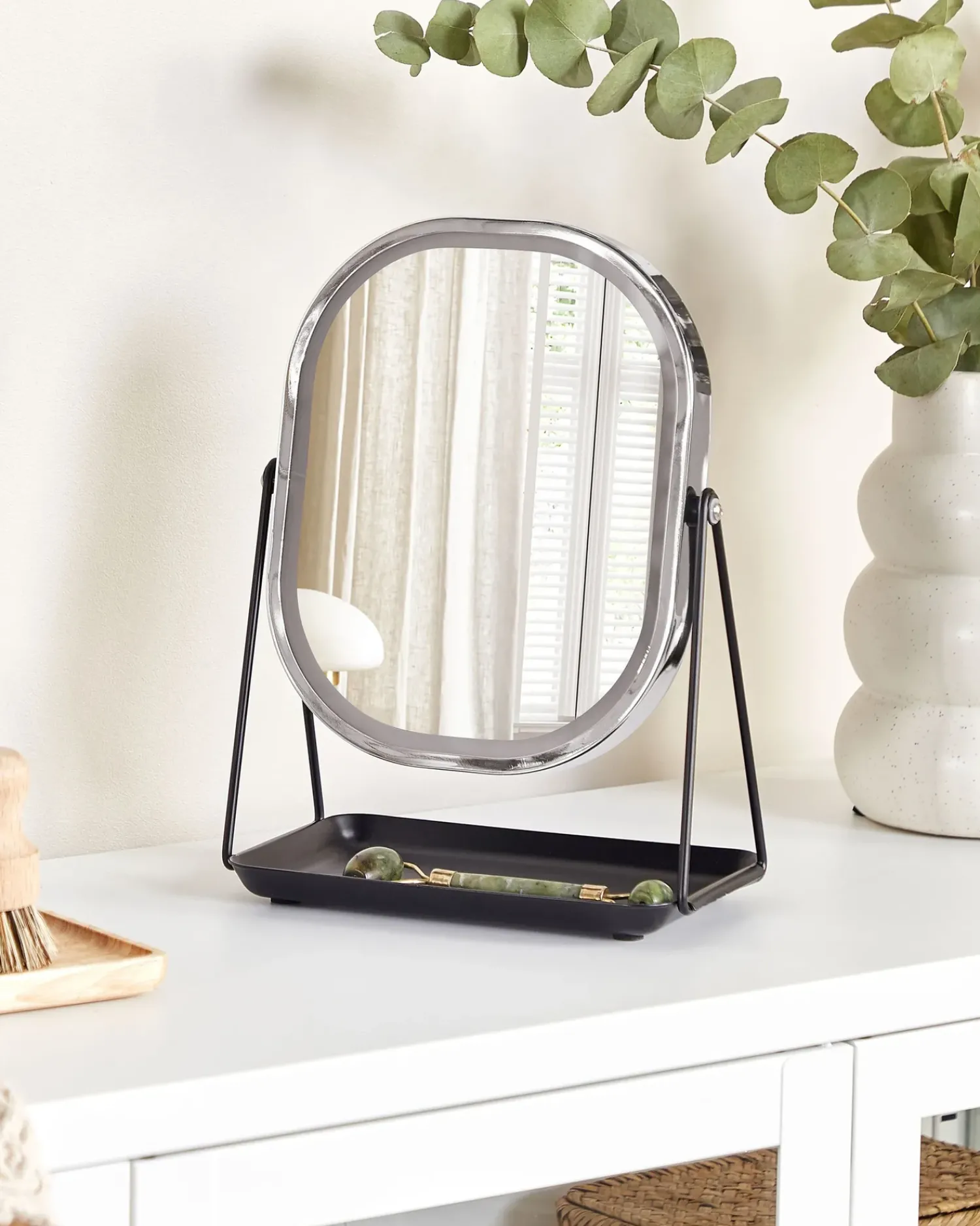 Best Beliani Specchio per make-up LED DORDOGNE Argento Argento Nero