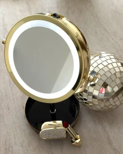 Best Beliani Specchio per make-up LED SAVOIE Nero/Oro Bianco Oro