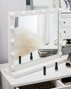 Sale Beliani Specchio per tavolino toeletta LED BEAUVOIR Bianco