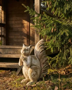 Hot Beliani Statua da giardino TURSI Scoiattolo Beige Bianco Beige