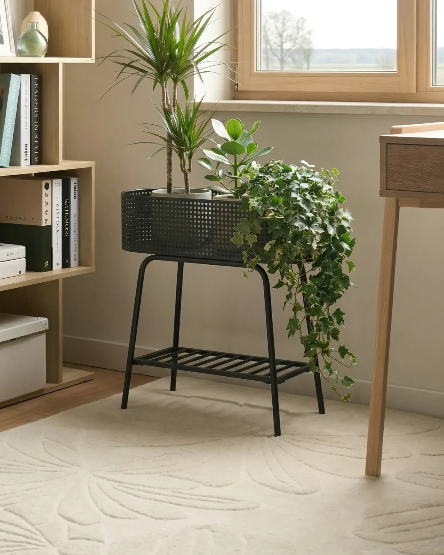 Outlet Beliani Supporto per vasi LINNAEA Metallo 60 cm Nero