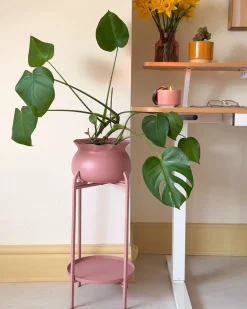 Online Beliani Supporto per vasi MOKUREN Metallo 25 cm Rosa