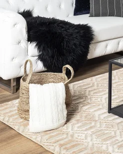 Beliani Tappeto ADATEPE 140 x 200 cm Viscosa Beige
