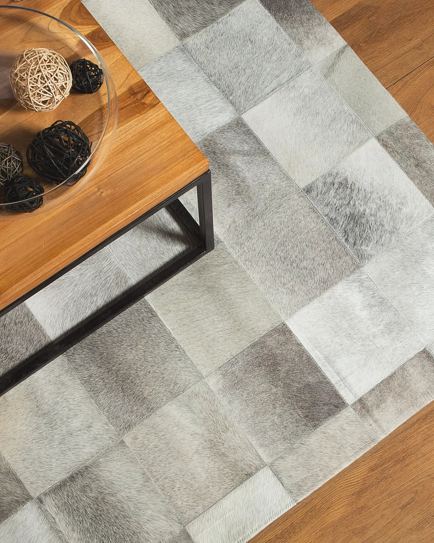 Clearance Beliani Tappeto ALACAM Pelle naturale Grigio
