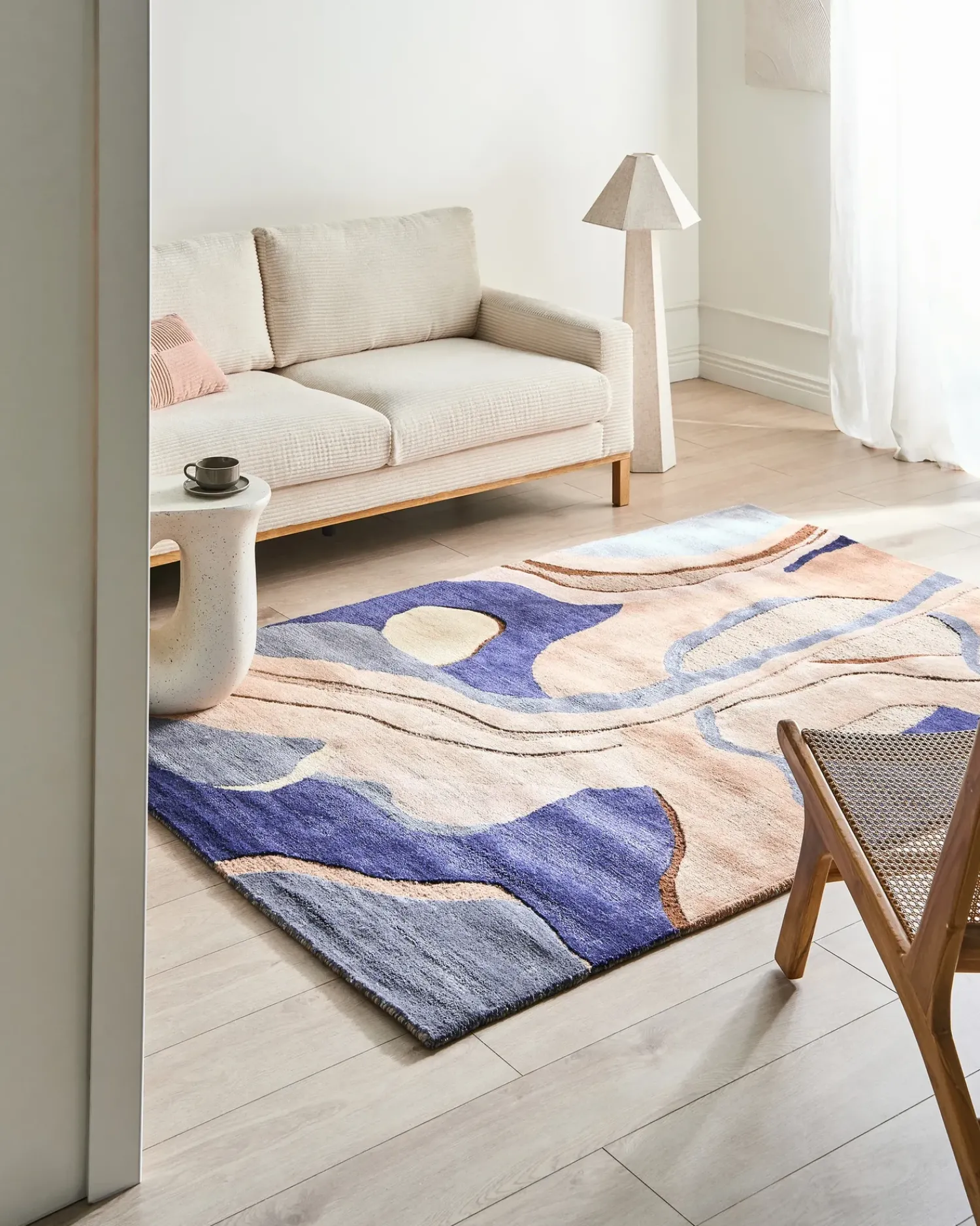 Outlet Beliani Tappeto ALMORA Beige/ Blu 160 x 230 cm Viscosa Beige Blu